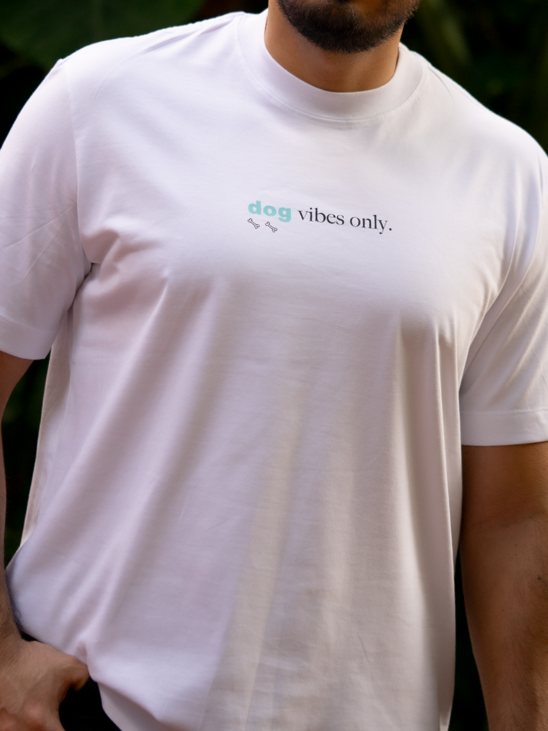 Camiseta Hombre Dog Vibes Only
