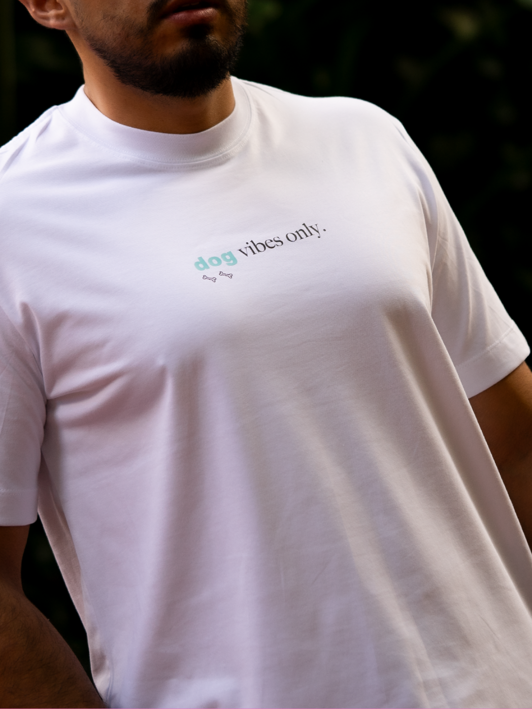 Camiseta Hombre Dog Vibes Only