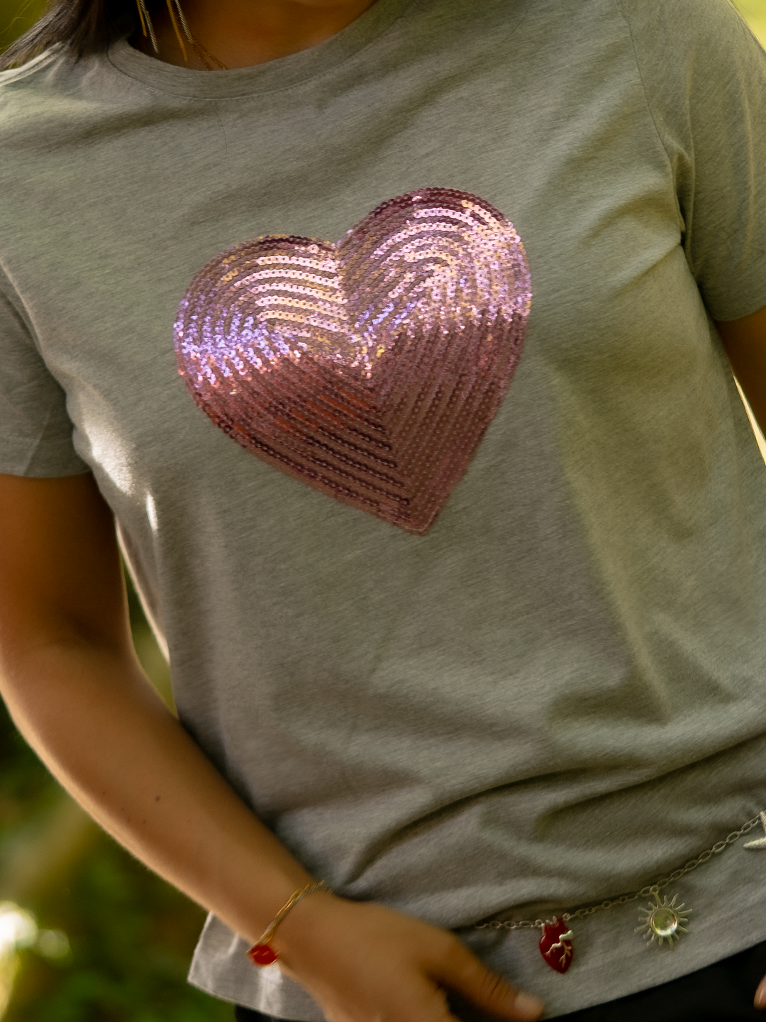 Camiseta Love Lentejuela