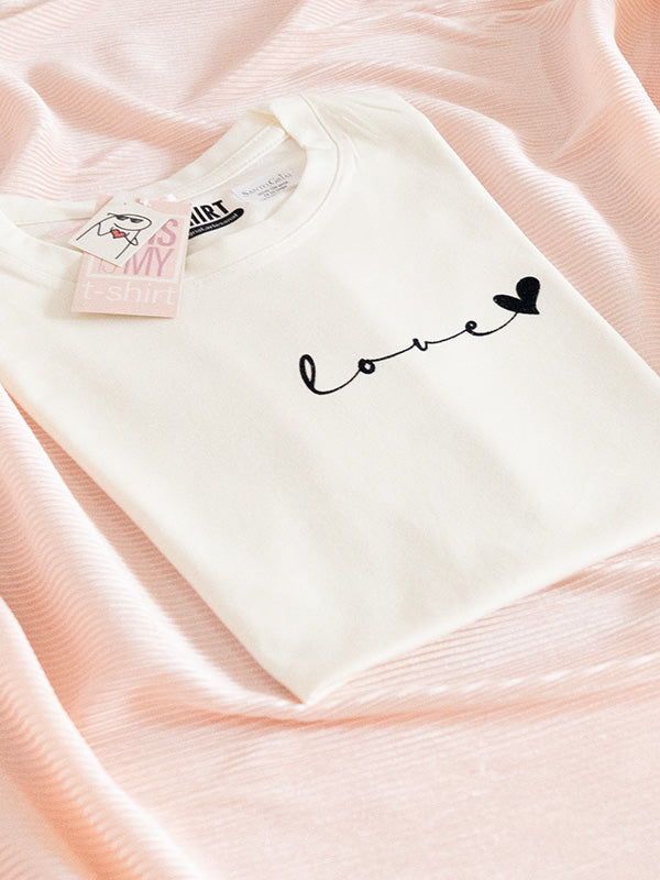 Camiseta Love